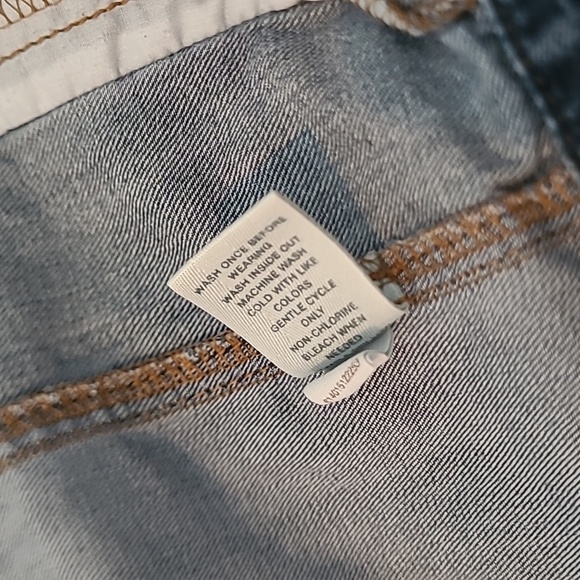 Mudd Denim jacket, size Small, with camouflage hood and sleeves - Picture 9 of 9